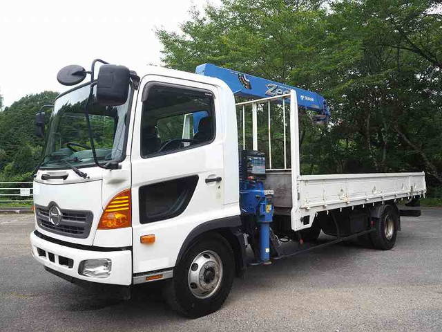 日野レンジャークレーン4段中型（4t）[写真03]