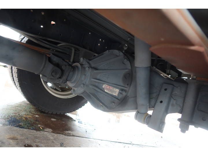 いすゞエルフ冷凍車（冷蔵車）小型（2t・3t）[写真18]