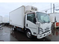 いすゞエルフ冷凍車（冷蔵車）小型（2t・3t）