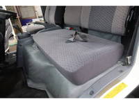 いすゞエルフ冷凍車（冷蔵車）小型（2t・3t）[写真37]