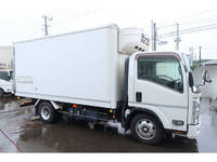 いすゞエルフ冷凍車（冷蔵車）小型（2t・3t）[写真05]