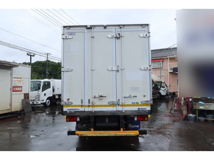 いすゞエルフ冷凍車（冷蔵車）小型（2t・3t）[写真06]