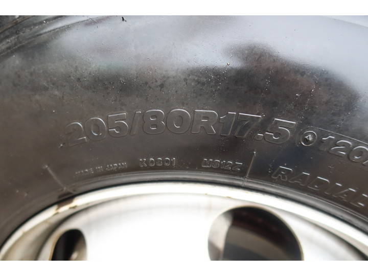 いすゞエルフ冷凍車（冷蔵車）小型（2t・3t）[写真22]