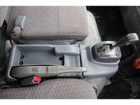 いすゞエルフ冷凍車（冷蔵車）小型（2t・3t）[写真30]