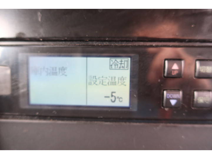 いすゞエルフ冷凍車（冷蔵車）小型（2t・3t）[写真34]