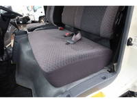 いすゞエルフ冷凍車（冷蔵車）小型（2t・3t）[写真37]