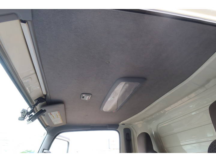 いすゞエルフ冷凍車（冷蔵車）小型（2t・3t）[写真39]