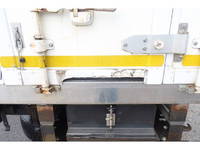 いすゞエルフ冷凍車（冷蔵車）小型（2t・3t）[写真06]