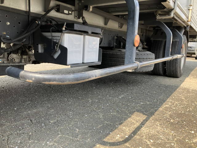 日野デュトロアルミバン小型（2t・3t）[写真22]