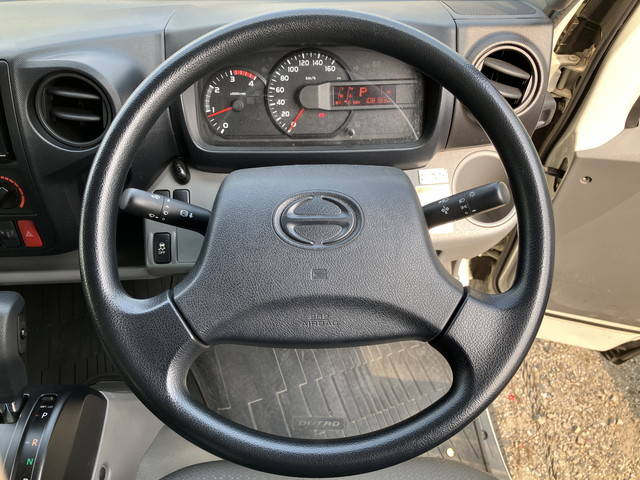 日野デュトロアルミバン小型（2t・3t）[写真37]