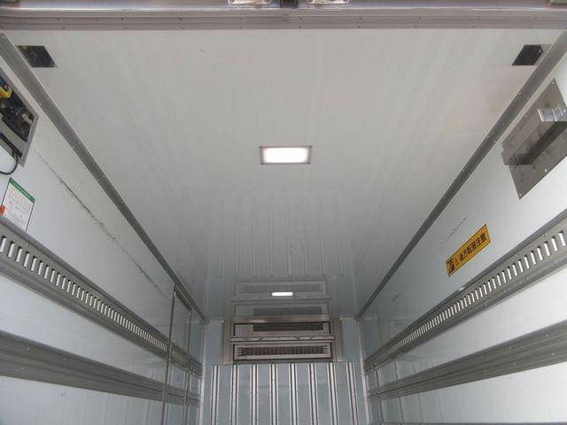 日野デュトロ冷凍車（冷蔵車）小型（2t・3t）[写真17]