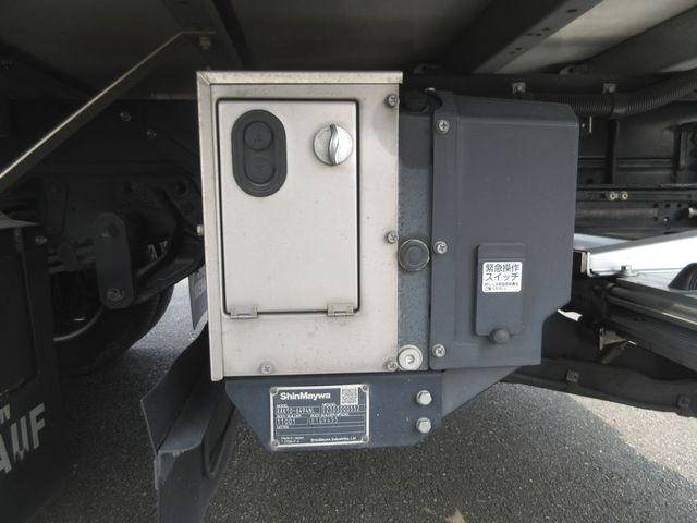 日野デュトロ冷凍車（冷蔵車）小型（2t・3t）[写真25]