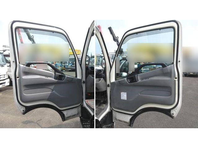 日野デュトロ冷凍車（冷蔵車）小型（2t・3t）[写真31]