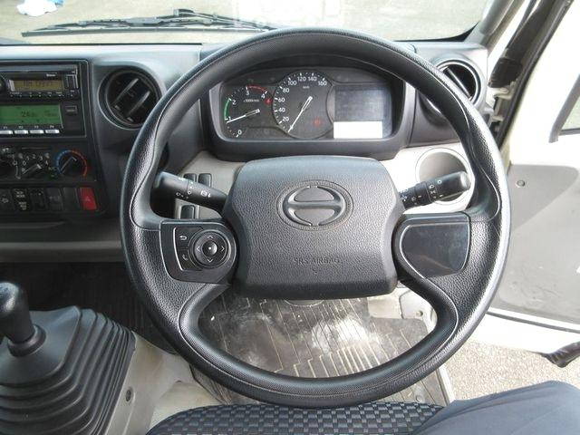 日野デュトロ冷凍車（冷蔵車）小型（2t・3t）[写真36]