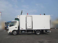 日野デュトロ冷凍車（冷蔵車）小型（2t・3t）[写真06]