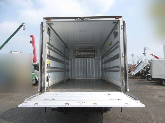 日野デュトロ冷凍車（冷蔵車）小型（2t・3t）[写真09]