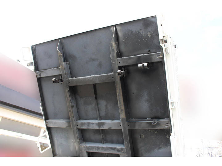 三菱ふそうキャンター深ダンプ（土砂禁ダンプ）小型（2t・3t）[写真14]