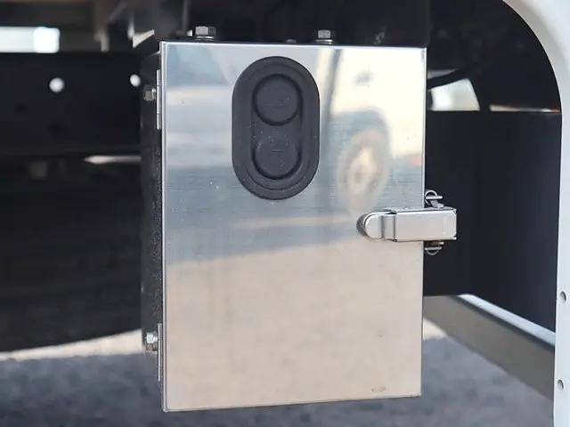 日野デュトロ平ボディ小型（2t・3t）[写真11]