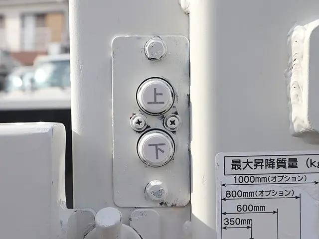 日野デュトロ平ボディ小型（2t・3t）[写真13]