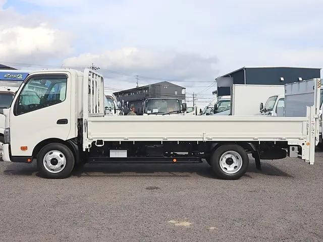 日野デュトロ平ボディ小型（2t・3t）[写真06]