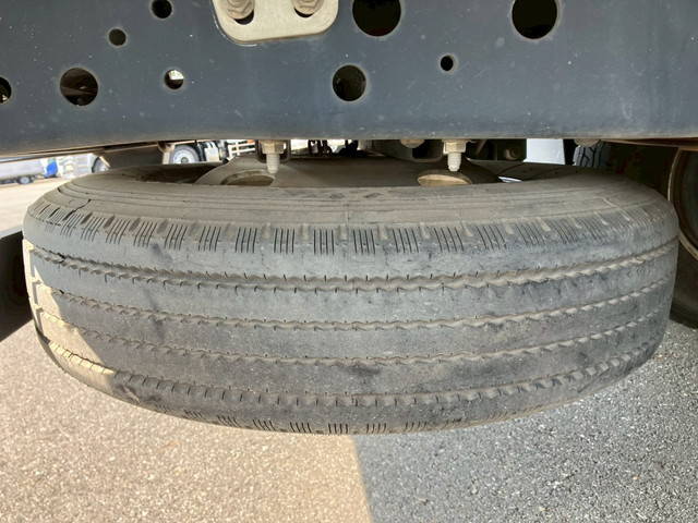 いすゞエルフクレーン4段小型（2t・3t）[写真32]