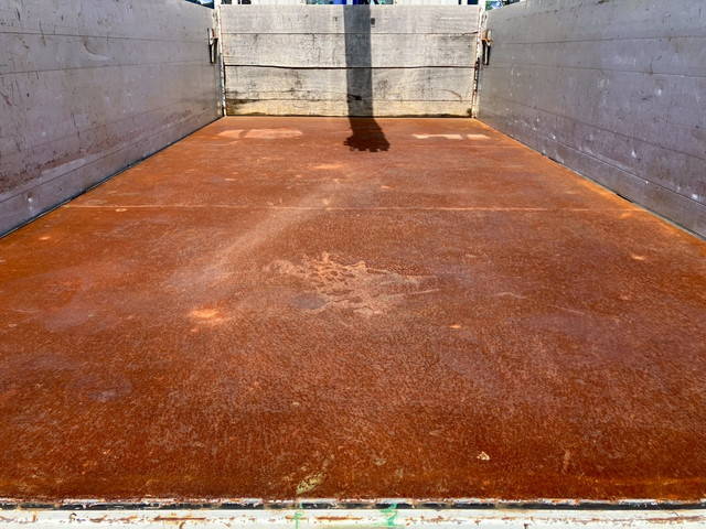 いすゞエルフクレーン4段小型（2t・3t）[写真07]