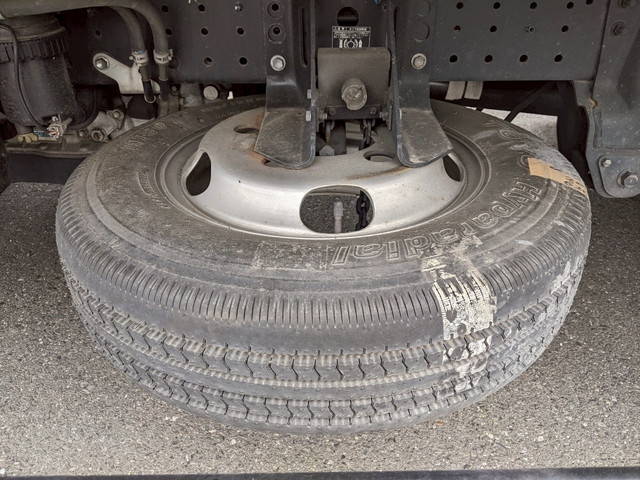 日野デュトロアルミバン小型（2t・3t）[写真28]