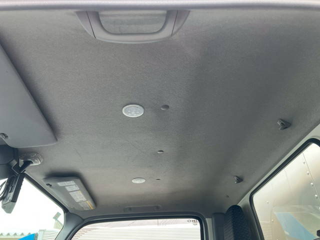 日野デュトロアルミバン小型（2t・3t）[写真29]