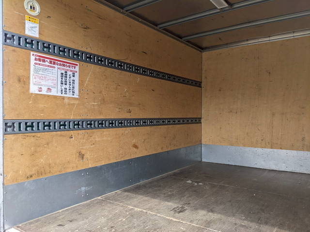 日野デュトロアルミバン小型（2t・3t）[写真07]