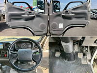 日野デュトロアルミバン小型（2t・3t）[写真16]