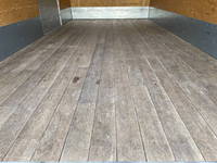 いすゞエルフアルミバン小型（2t・3t）[写真20]