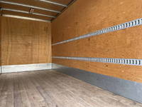 いすゞエルフアルミバン小型（2t・3t）[写真22]