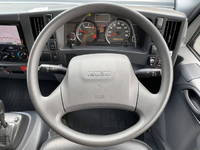 いすゞエルフアルミバン小型（2t・3t）[写真36]