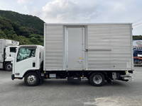 いすゞエルフアルミバン小型（2t・3t）[写真06]