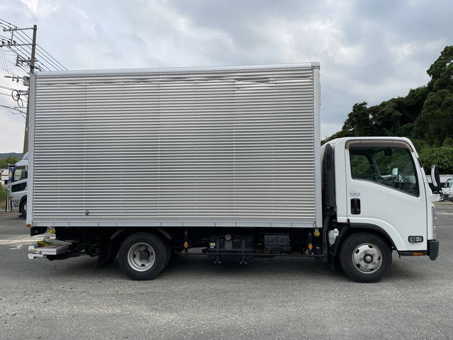 いすゞエルフアルミバン小型（2t・3t）[写真07]