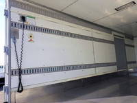 日野レンジャーパネルバン中型（4t）[写真09]