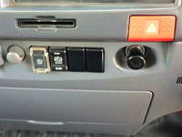 いすゞエルフダブルキャブ（Wキャブ）小型（2t・3t）[写真19]