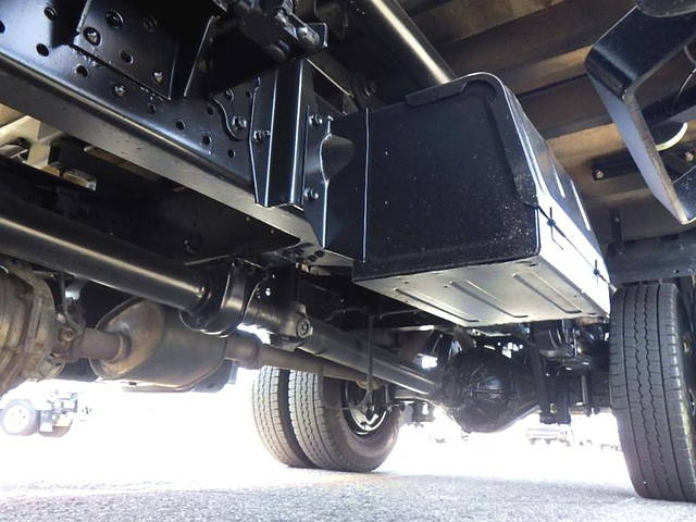 いすゞエルフダブルキャブ（Wキャブ）小型（2t・3t）[写真27]