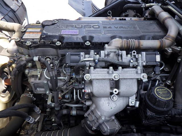 三菱ふそうファイターアルミウイング中型（4t）[写真25]