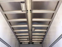 三菱ふそうファイターアルミウイング中型（4t）[写真08]