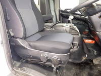 日野レンジャータンク車（タンクローリー）中型（4t）[写真18]