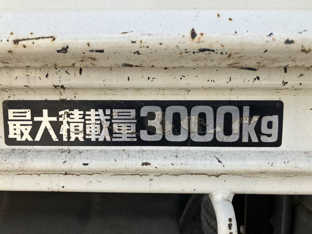 日野デュトロ平ボディ小型（2t・3t）[写真19]