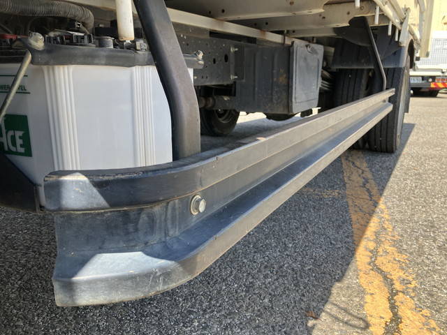 日野デュトロ平ボディ小型（2t・3t）[写真22]