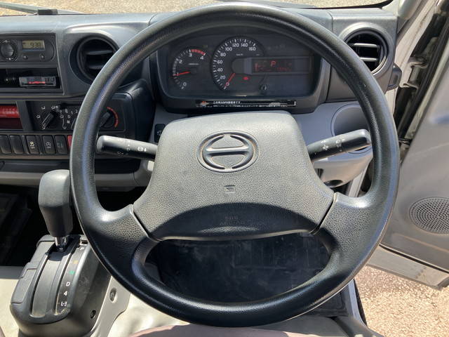 日野デュトロ平ボディ小型（2t・3t）[写真34]