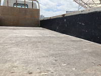 日野デュトロ平ボディ小型（2t・3t）[写真15]