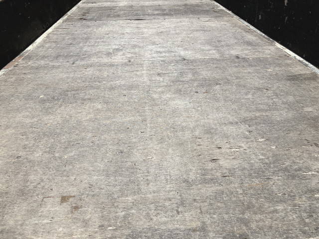 日野デュトロ平ボディ小型（2t・3t）[写真16]