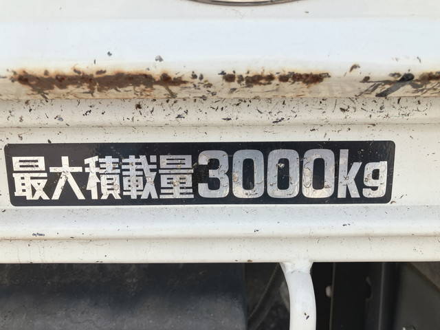 日野デュトロ平ボディ小型（2t・3t）[写真19]