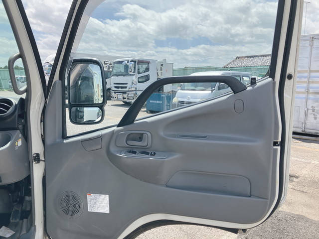 日野デュトロ平ボディ小型（2t・3t）[写真30]