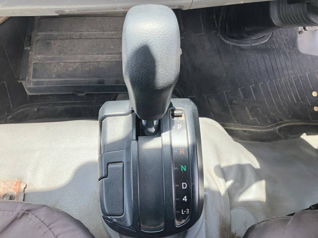 日野デュトロ平ボディ小型（2t・3t）[写真36]