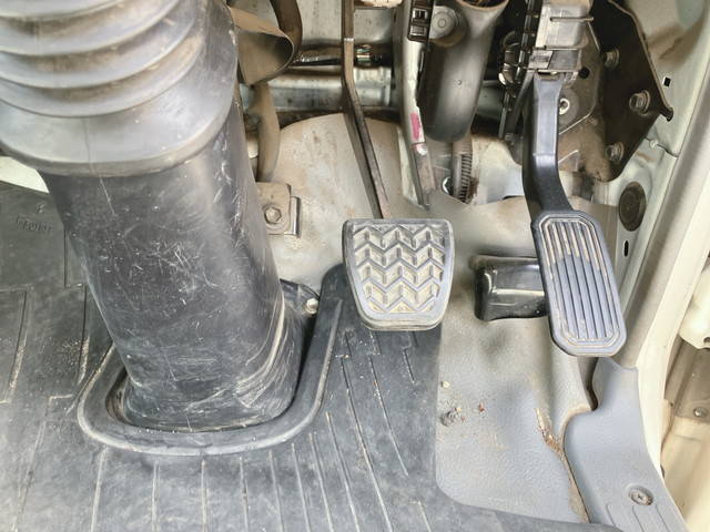 日野デュトロ平ボディ小型（2t・3t）[写真37]